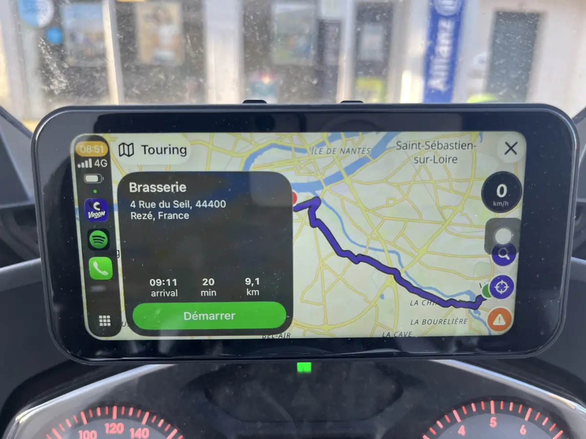 Route planning on CarPlay