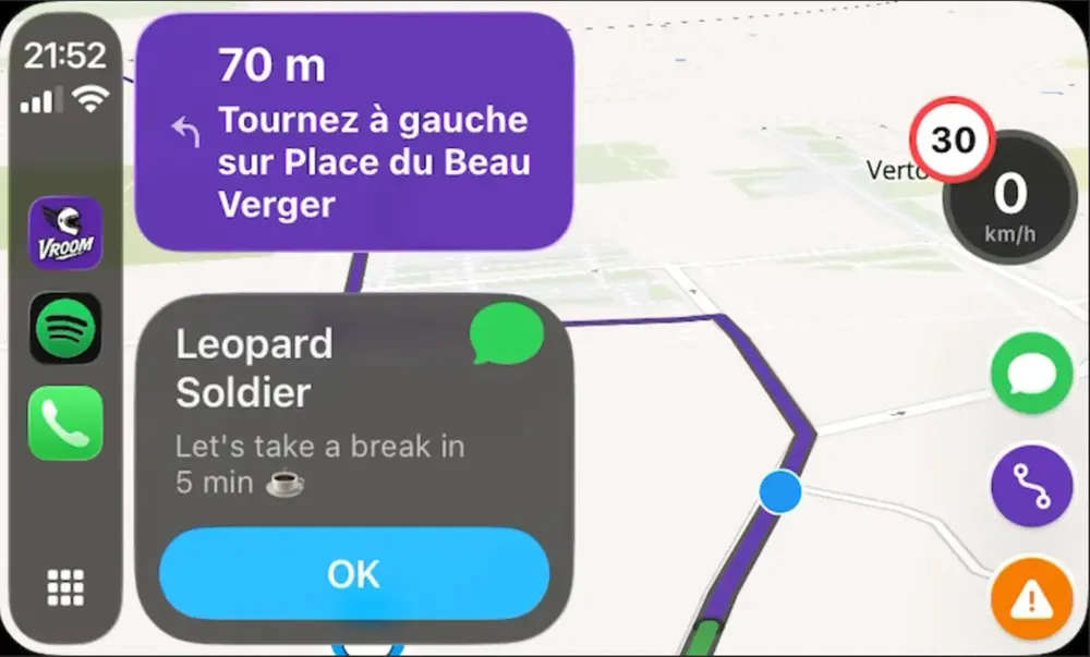 Group message received on a CarPlay screen: let's take a break in 5 minutes