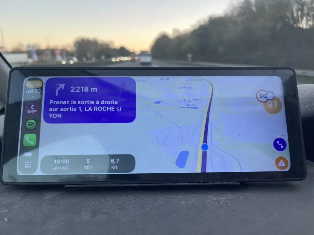 Vroom GPS on a CarPlay screen mounted on a motorcycle